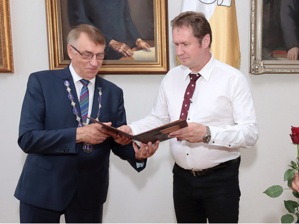 ISSP UL’s leading researcher receives the diploma of the elected true member of the Latvian Academy of Sciences