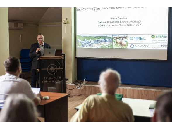 Dr. Pauls Stradiņš gives significant insights on photovoltaics research during a seminar at the ISSP UL
